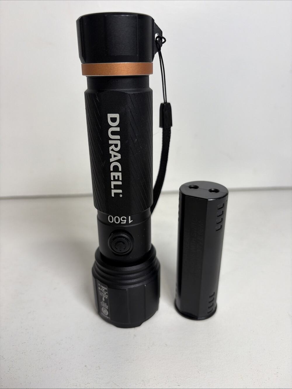 Duracell Durabeam Ultra Hybrid LED Flashlight 1500 Lm Rechargeable